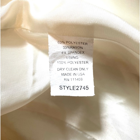 White House Black Market Cream Jacquard Pearl Button Jacket - Picture 12 of 12